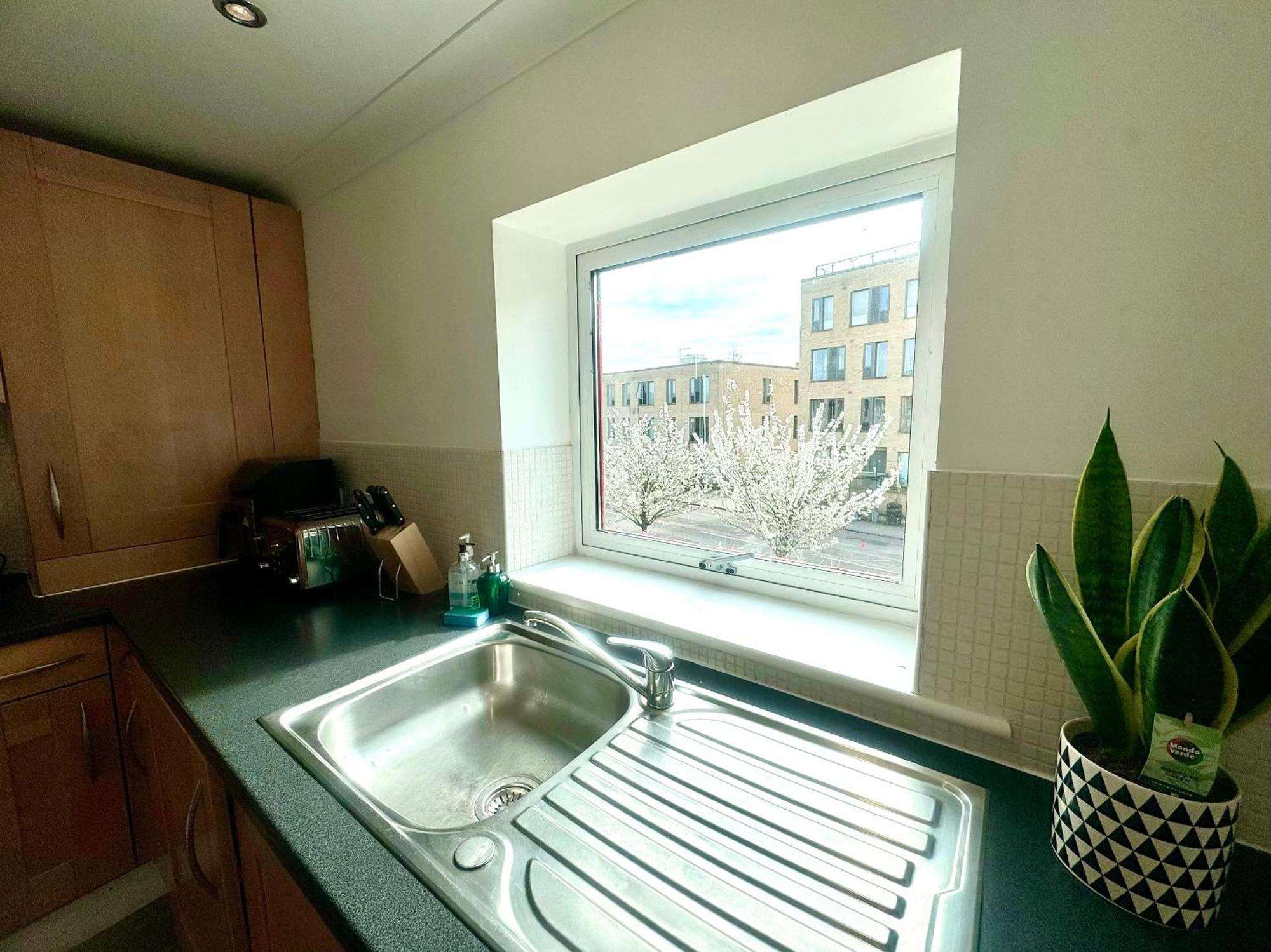 Kiwi Tree Serviced Apartment เคมบริดจ์ ภายนอก รูปภาพ